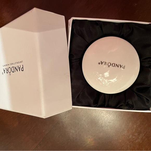 Authentic Small Pandora Ceramic Jewelry Box-OBO - Picture 6 of 6